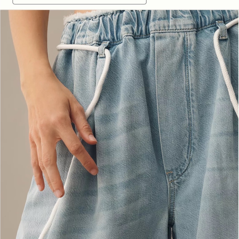 Anthropologie Pilcro Cropped PJ Wide Leg Jeans Large. Worn a couple of times - Picture 4 of 5